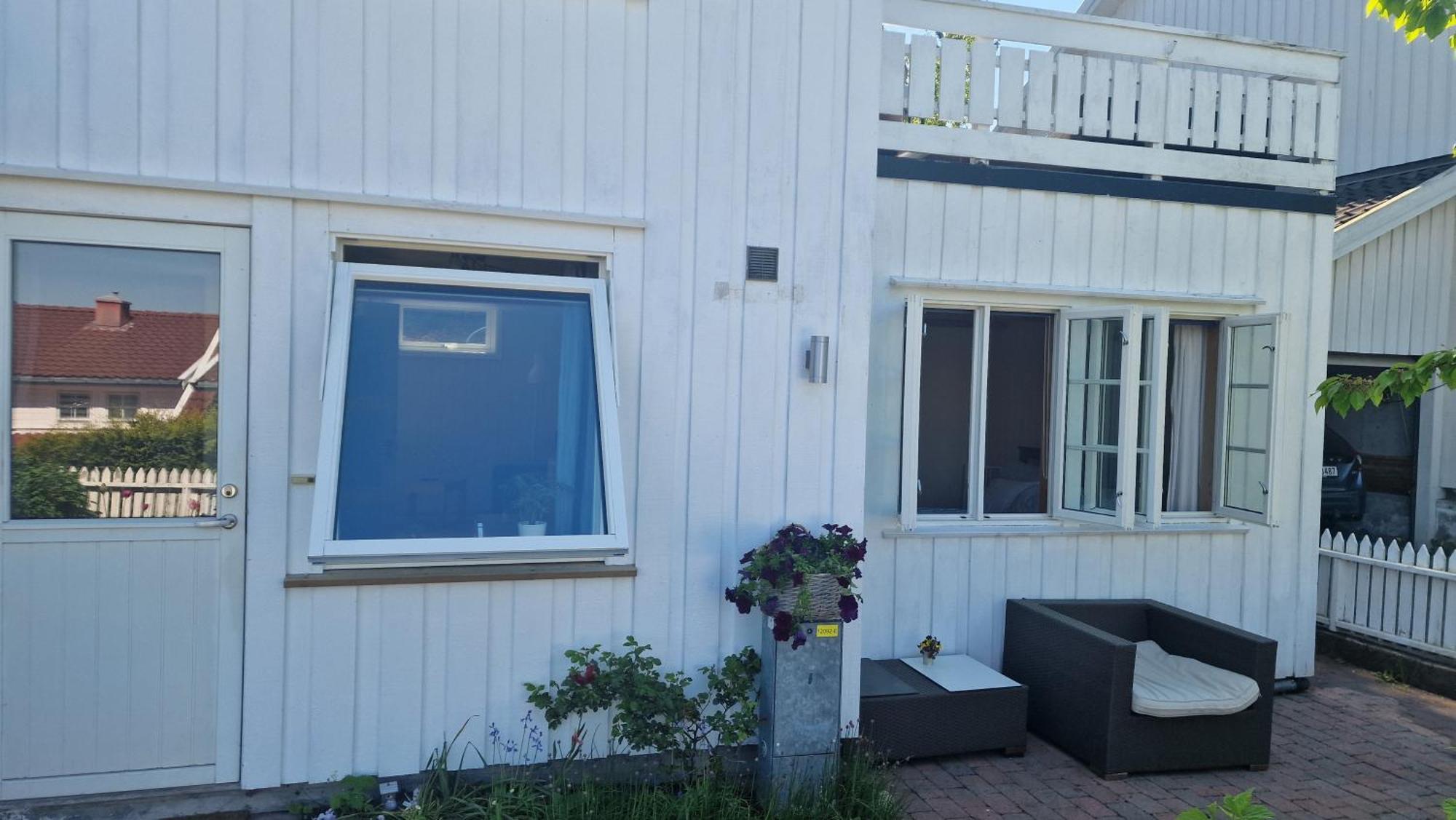 Cosy Flat For 4 Persons Apartment Kristiansand Bagian luar foto
